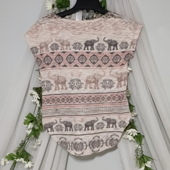 Neutral tones Boho Elephant Shirt (Size S) - Picture 2 of 2